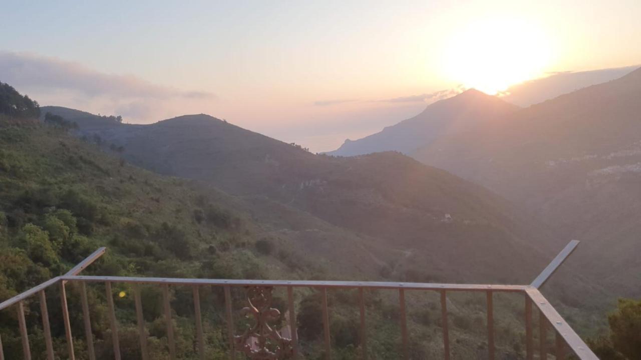 Appartamento "Al Borgo Antico" Aieta ภายนอก รูปภาพ