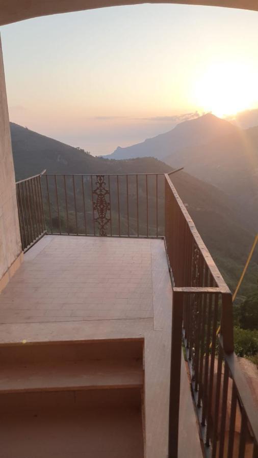Appartamento "Al Borgo Antico" Aieta ภายนอก รูปภาพ